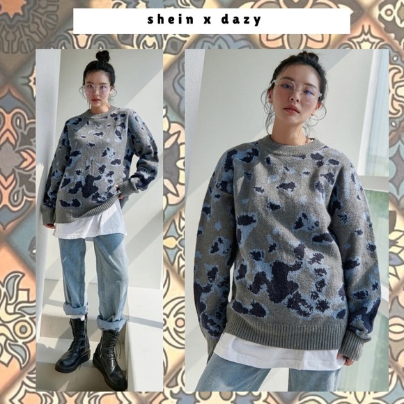 gray knit oversized sweater with blue abstract print - Picture 3 of 15